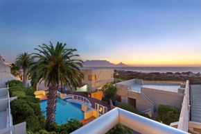 Dolphin Beach H108 by HostAgents, Table View